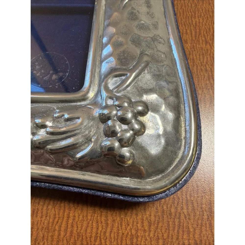 Vintage International Silver Co 5x7 Frame Silver Plated Grape Design